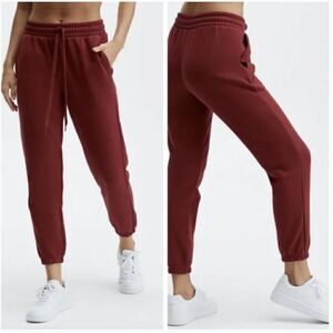 Fabletics Go-To Classic Sweatpant Umbria Red Large Joggers